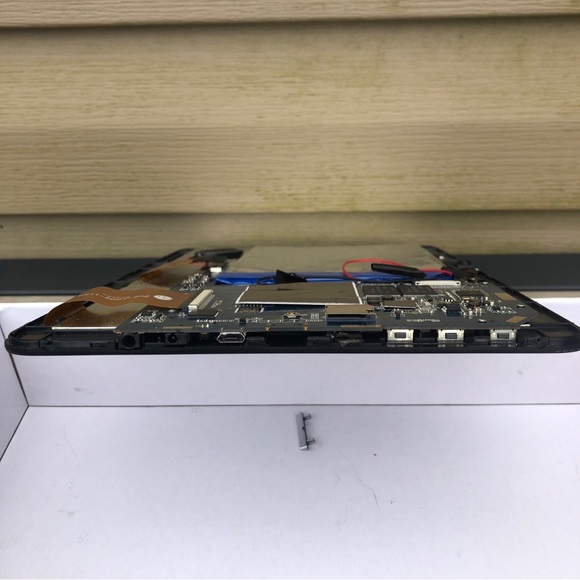 Digital2 10” Pad Platinum Android QuadCore Silver Tablet Model D2-1061G-MS FPOR - Picture 13 of 16